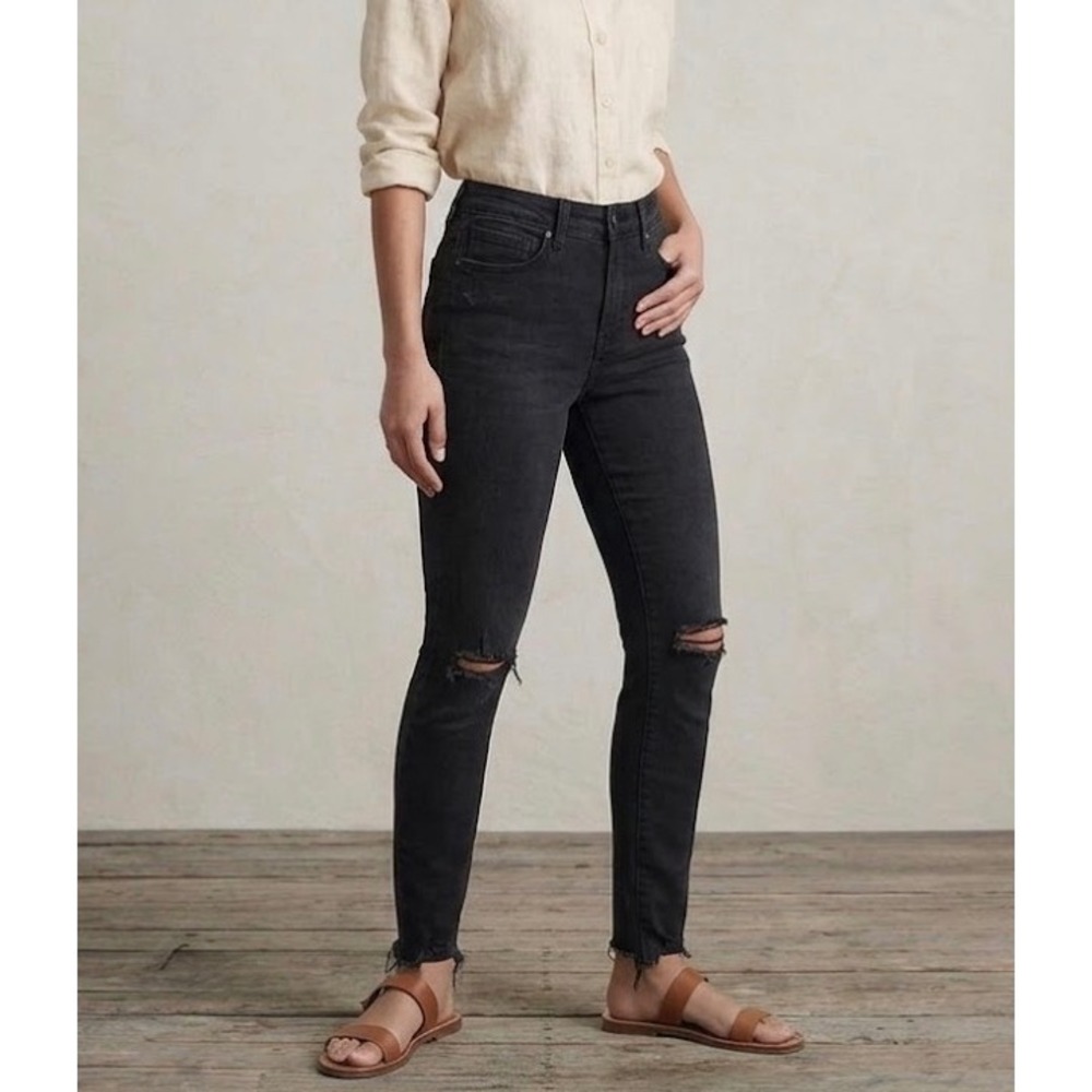 American Eagle Hi-Rise Jegging Black Distressed 360 Super Stretch Jeans Size 4